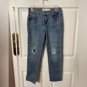 Signature by Levi Strauss Women's Light Blue Ripped Skinny Jeans